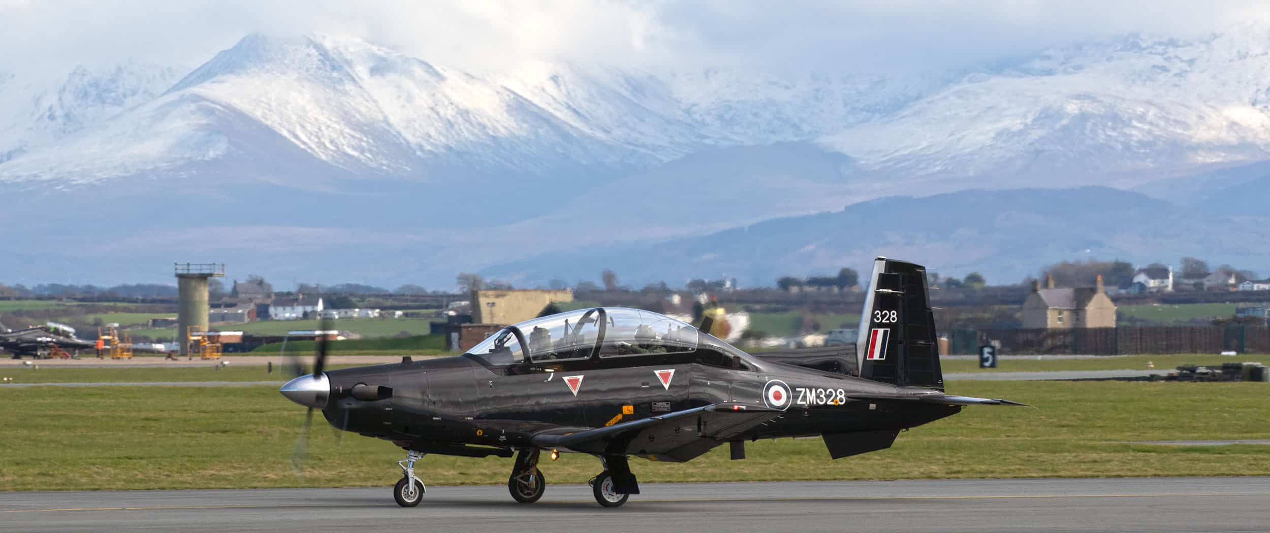 Tour-UK-2026-1-kop4-4Aviation